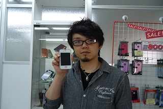 iPhone4ガラス破損