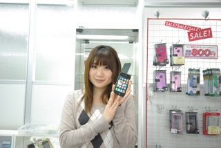 iPhone4 ガラス割れ直りました。